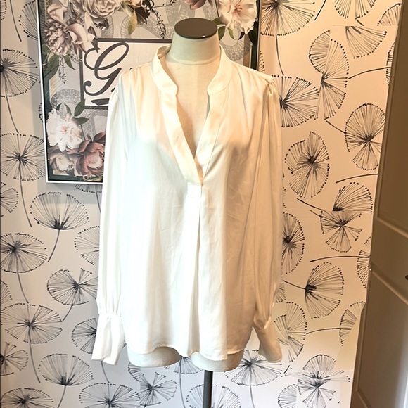 Banana Republic L Elegant White Women's Blouse - Picture 1 of 2